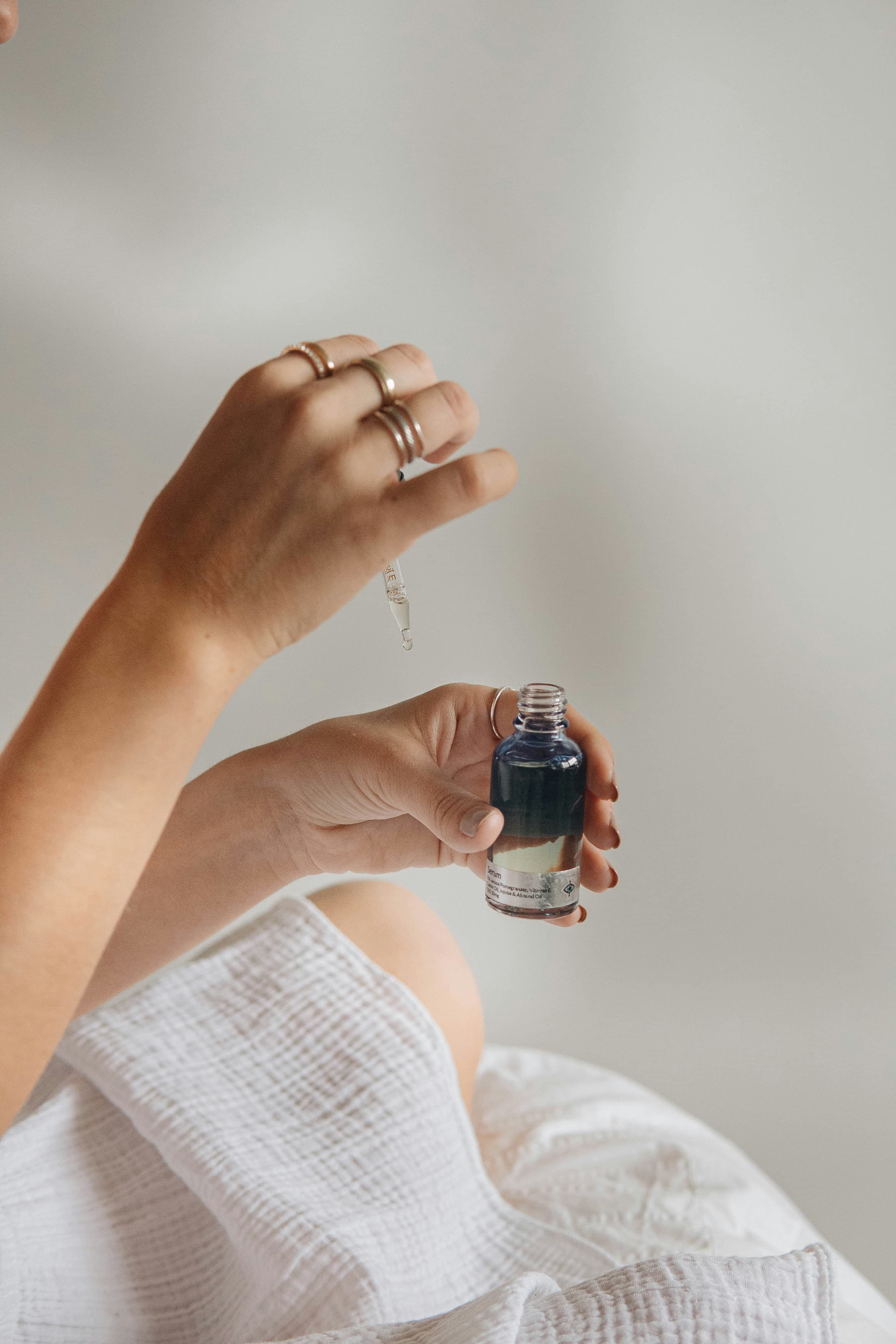 Léman Prussian Iris Cleansing Balm